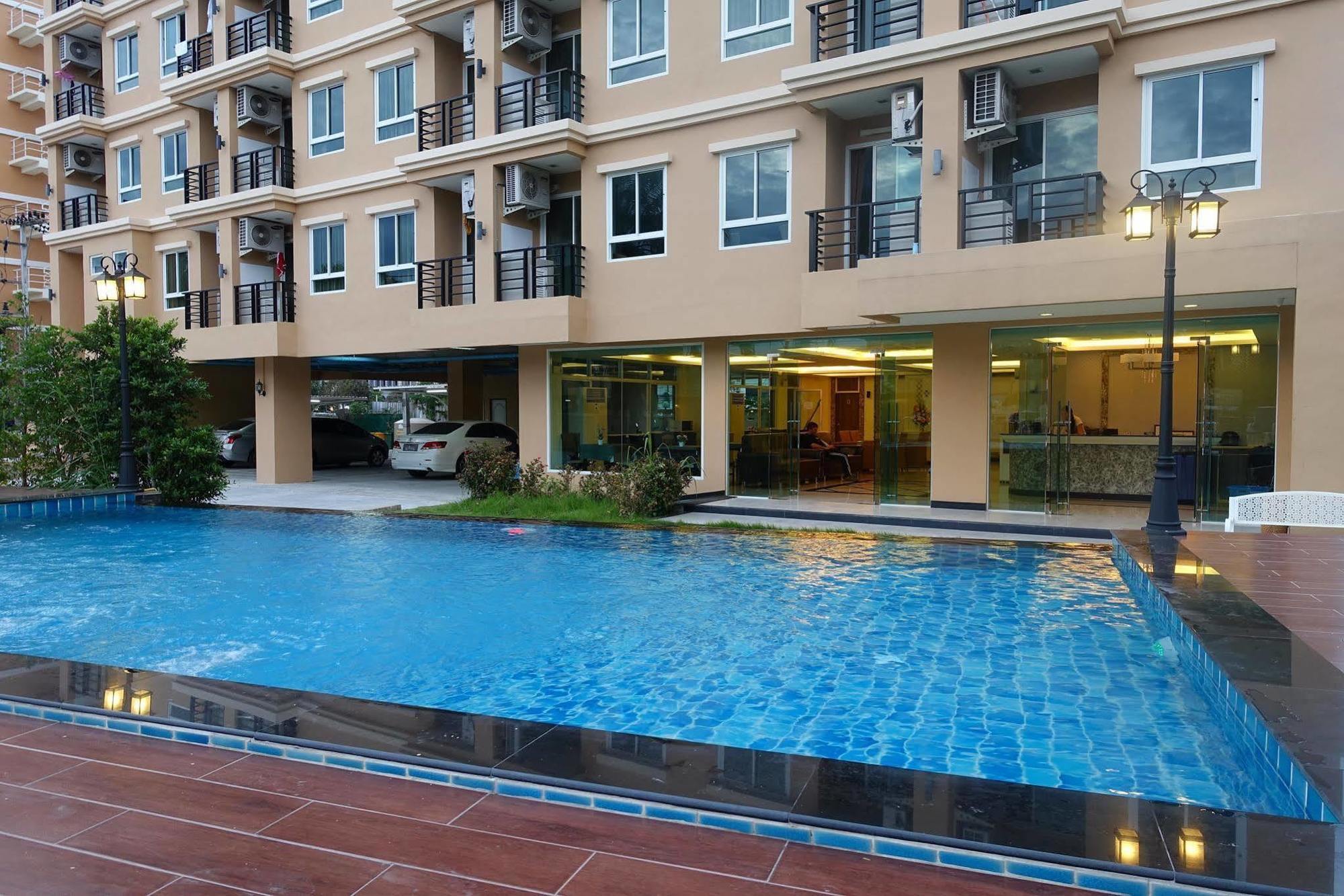 V Residence Pattaya Esterno foto
