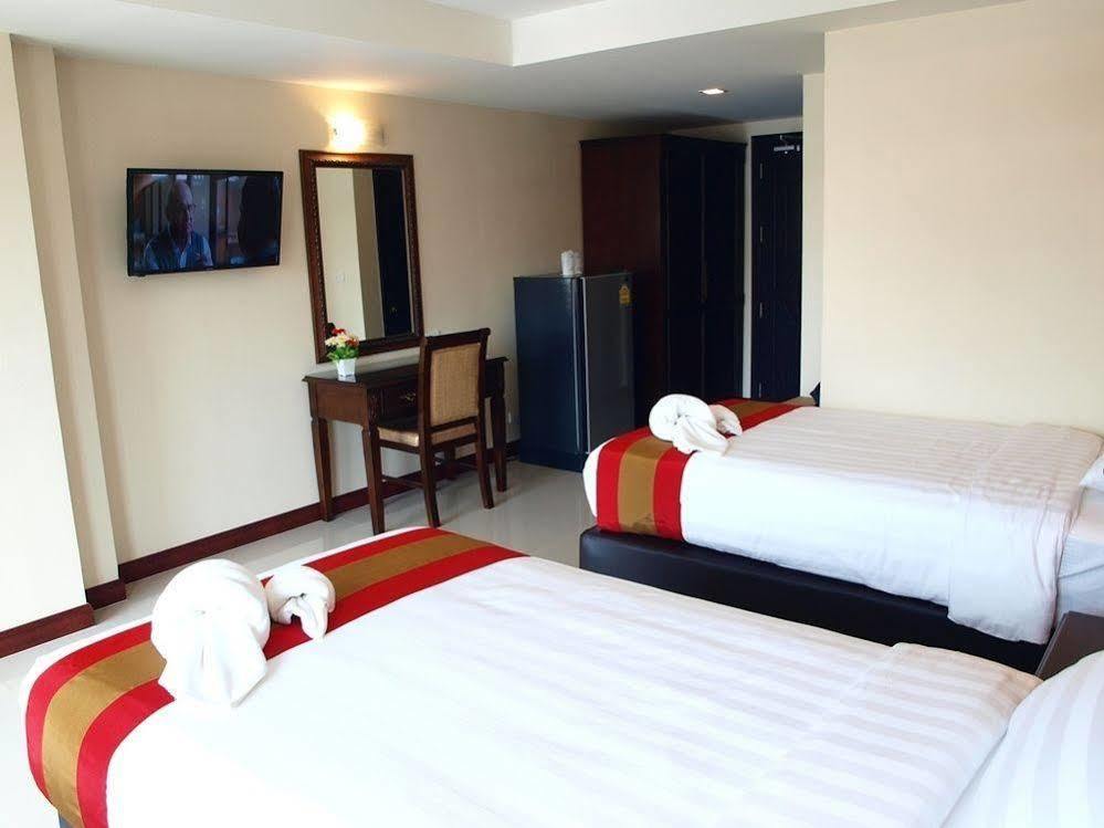 V Residence Pattaya Esterno foto