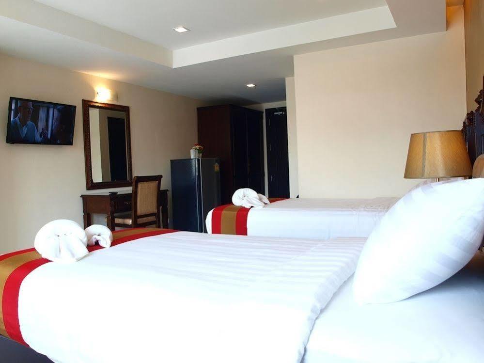 V Residence Pattaya Esterno foto