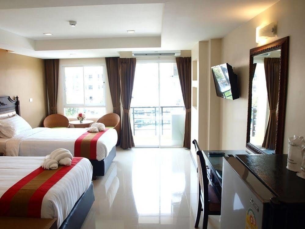 V Residence Pattaya Esterno foto