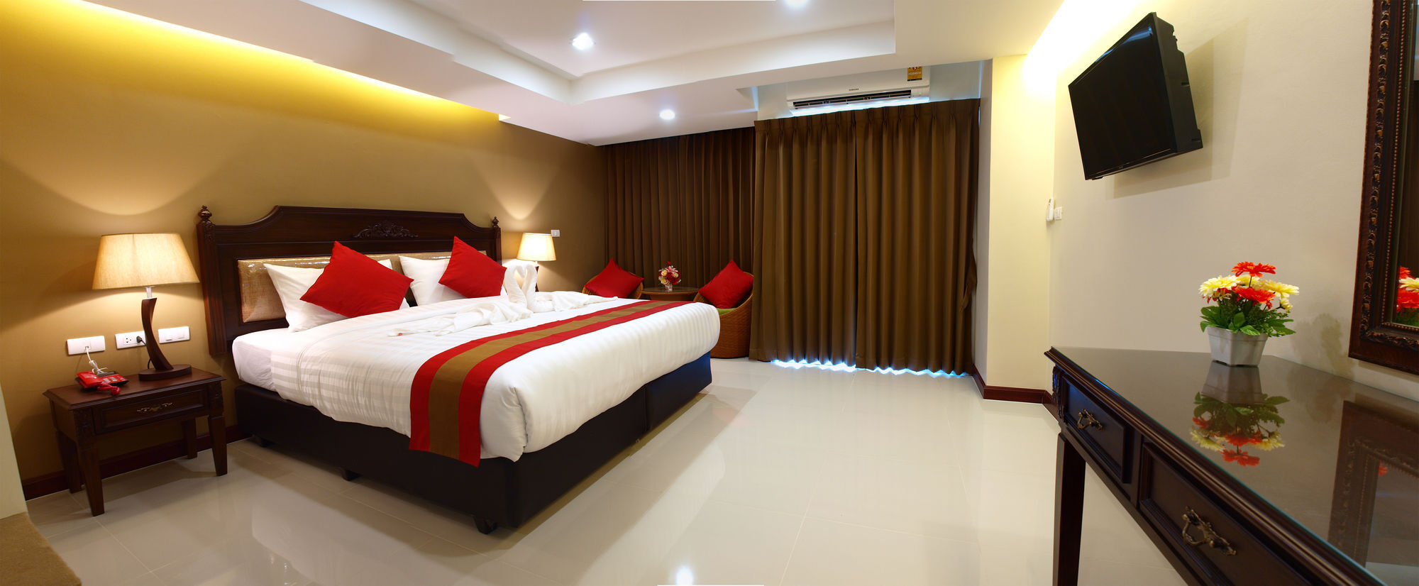 V Residence Pattaya Esterno foto