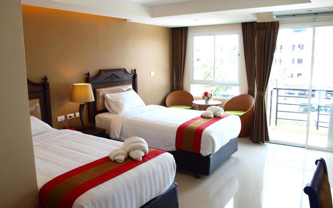 V Residence Pattaya Esterno foto